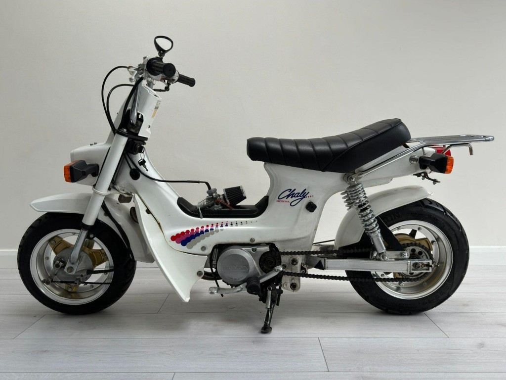 HONDA CHALY