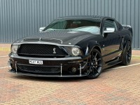 FORD MUSTANG