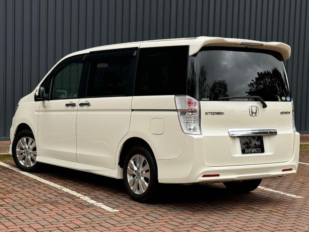 HONDA STEPWAGON