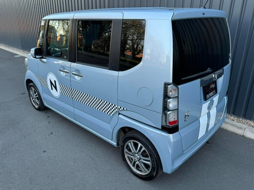 HONDA N-BOX
