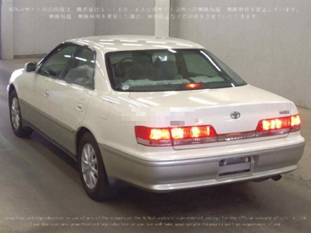 TOYOTA MARK II