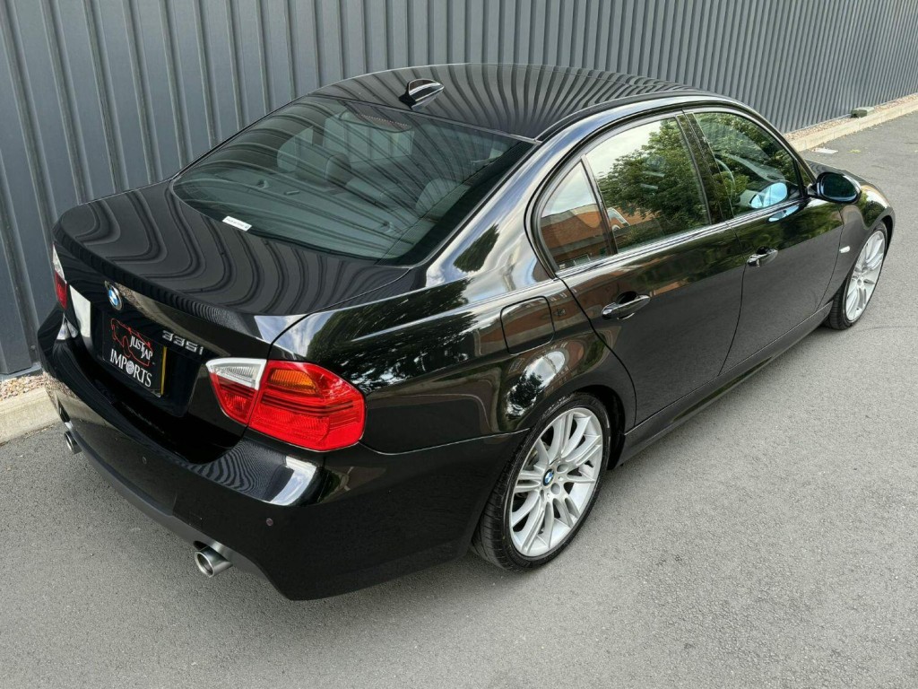 BMW 3 SERIES