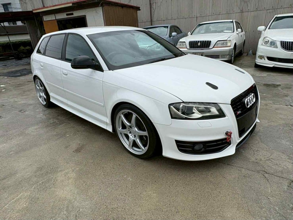 AUDI S3