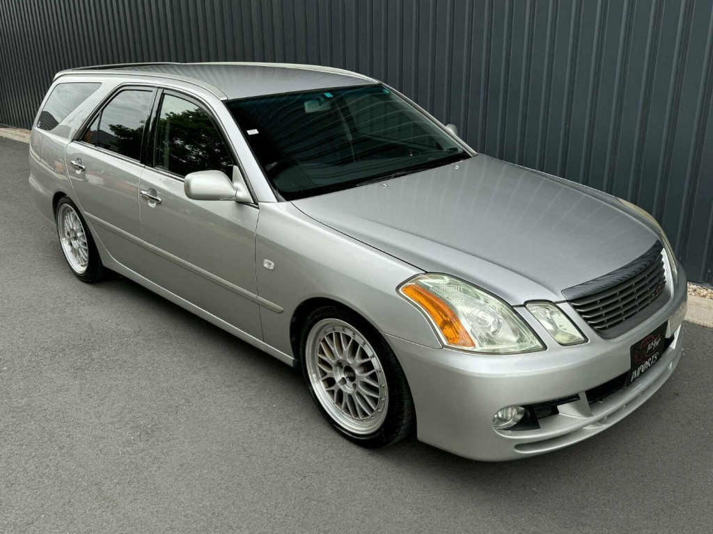 TOYOTA MARK II