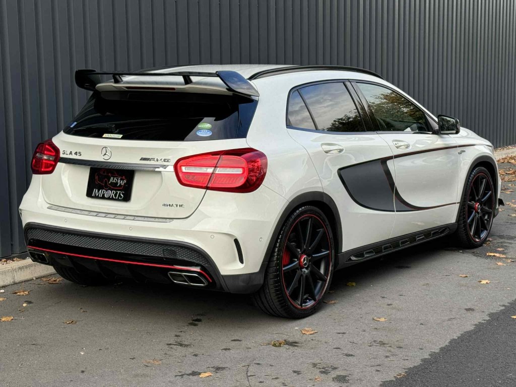 MERCEDES-BENZ GLA CLASS