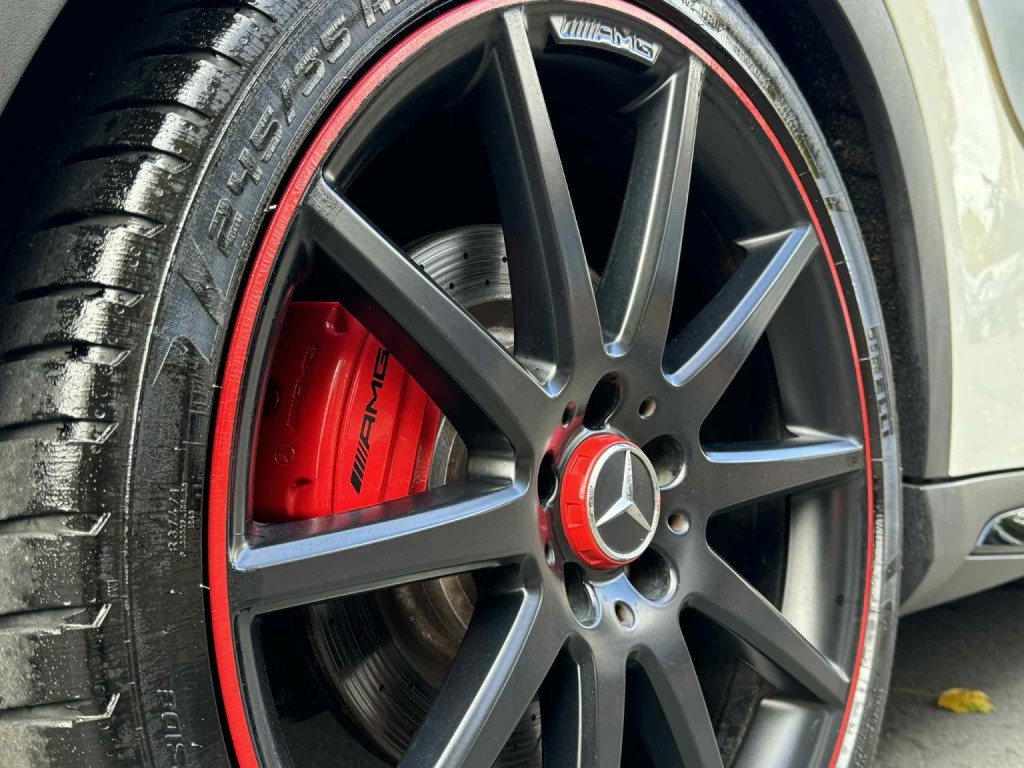 MERCEDES-BENZ GLA CLASS