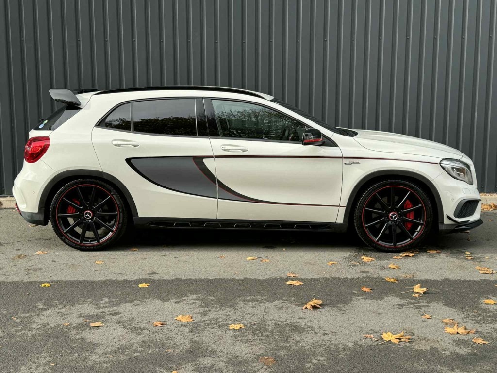 MERCEDES-BENZ GLA CLASS