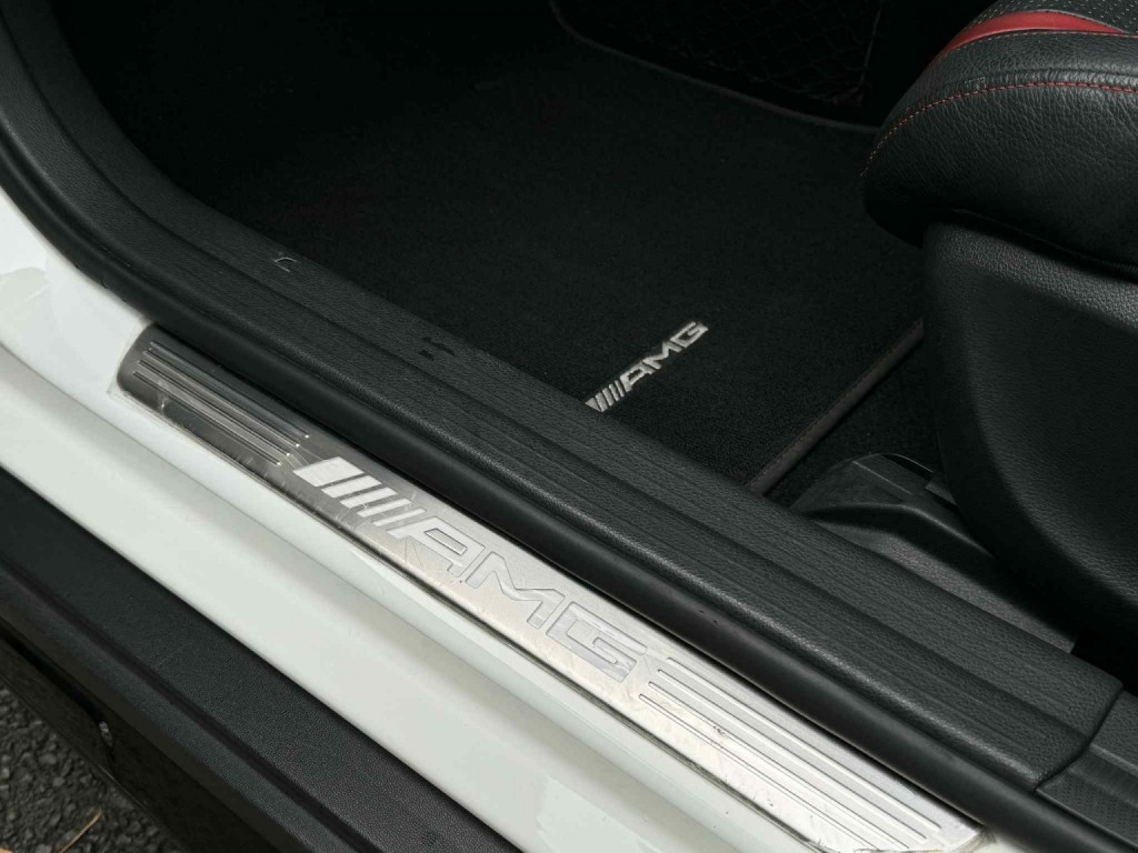 MERCEDES-BENZ GLA CLASS