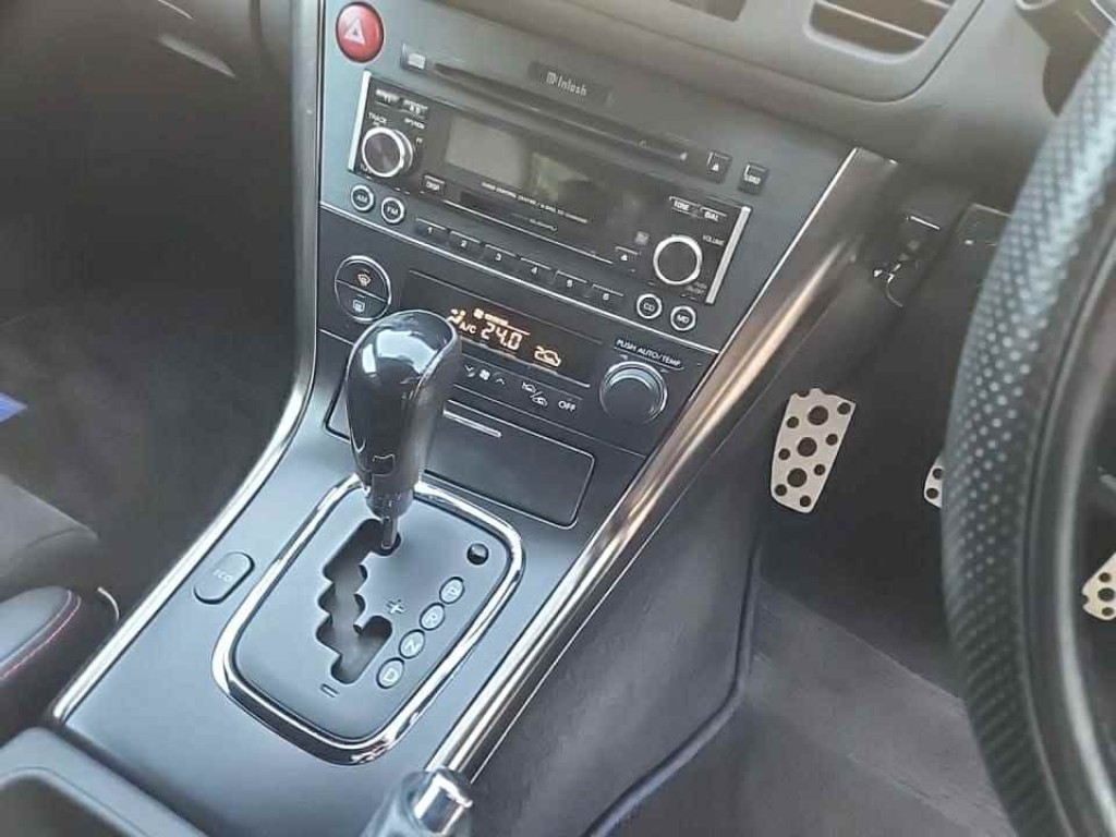 SUBARU LEGACY