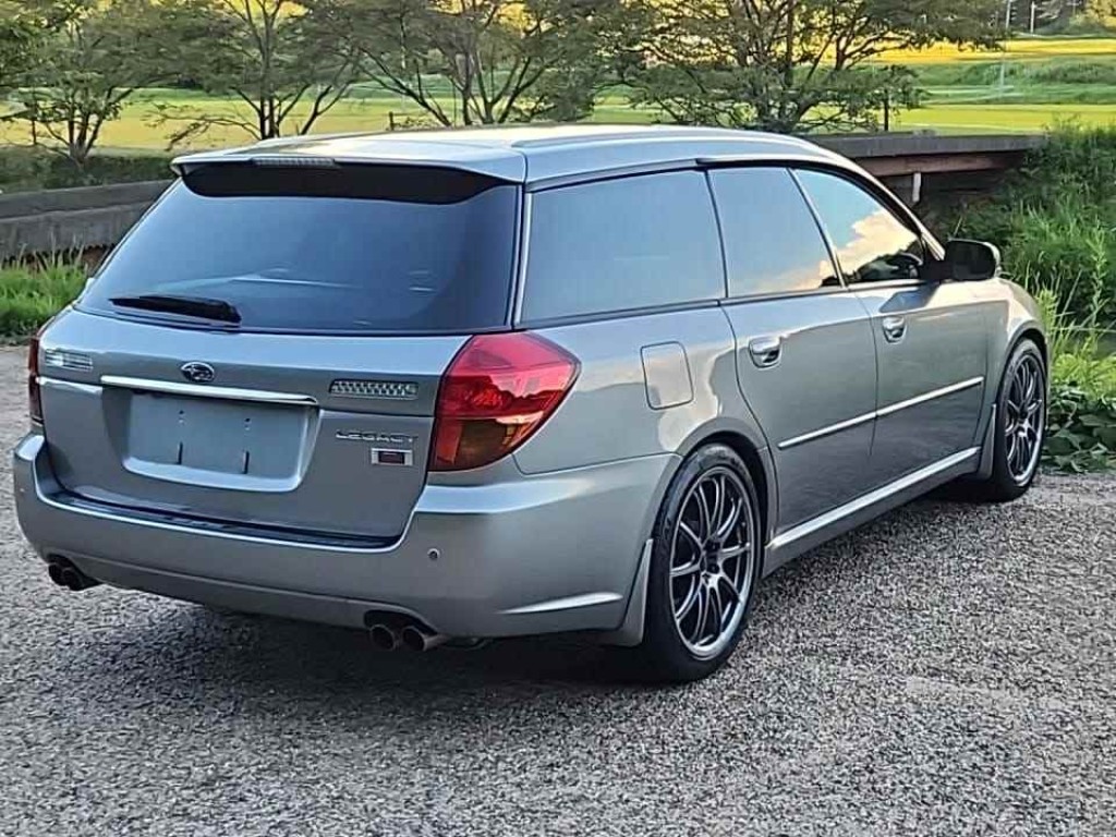 SUBARU LEGACY