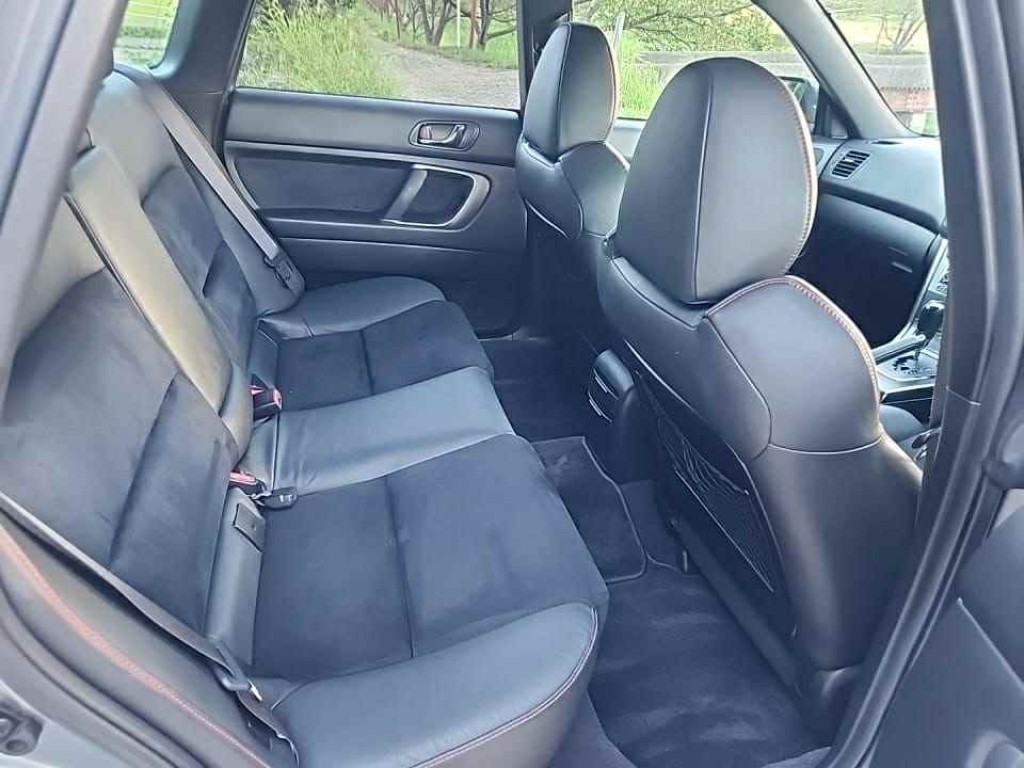 SUBARU LEGACY