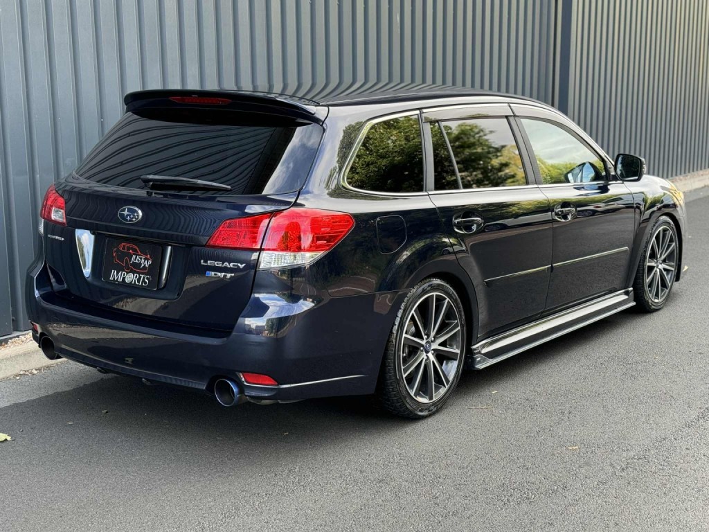 SUBARU LEGACY