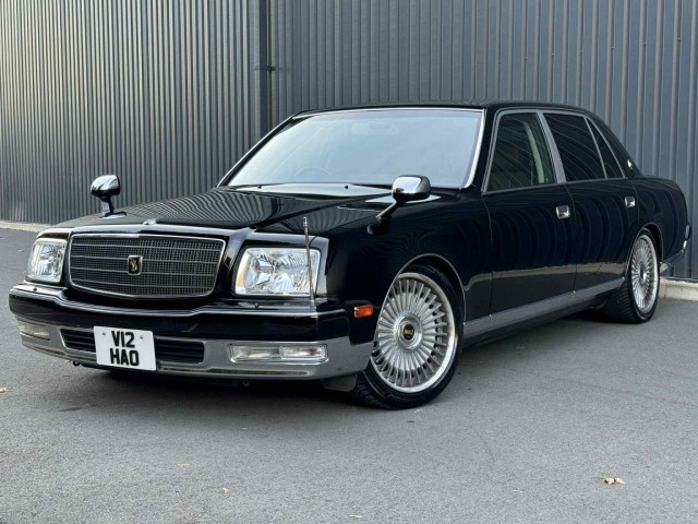 TOYOTA CENTURY