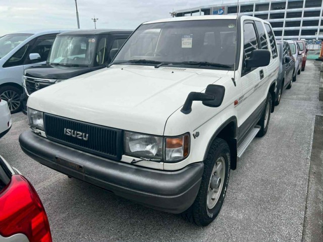 ISUZU BIGHORN