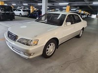 TOYOTA CRESTA