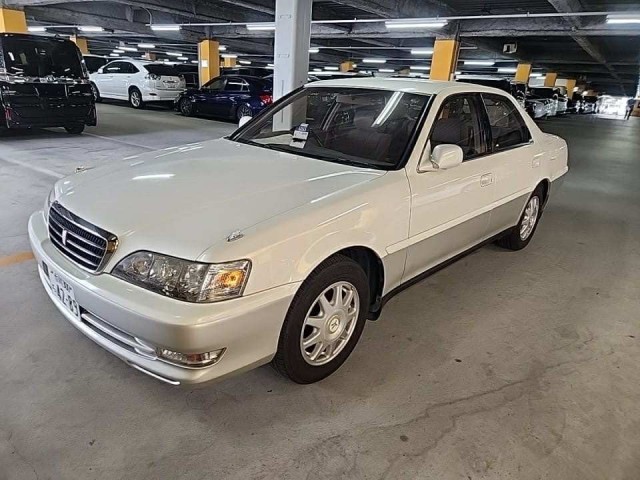 TOYOTA CRESTA