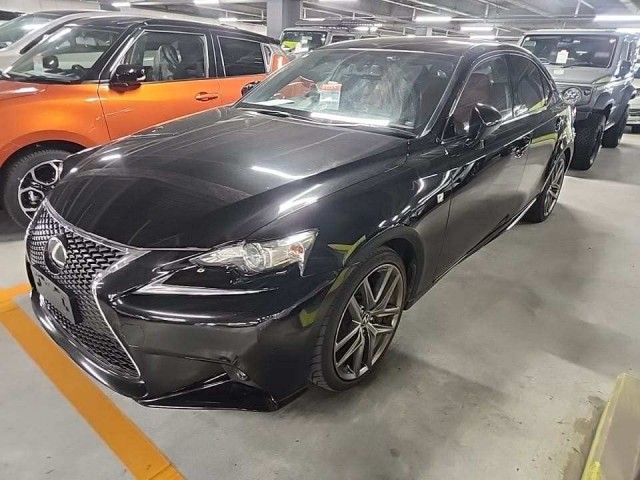 LEXUS IS