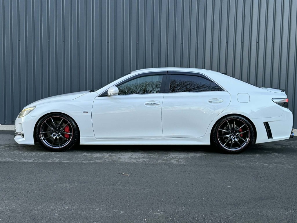 TOYOTA MARK X