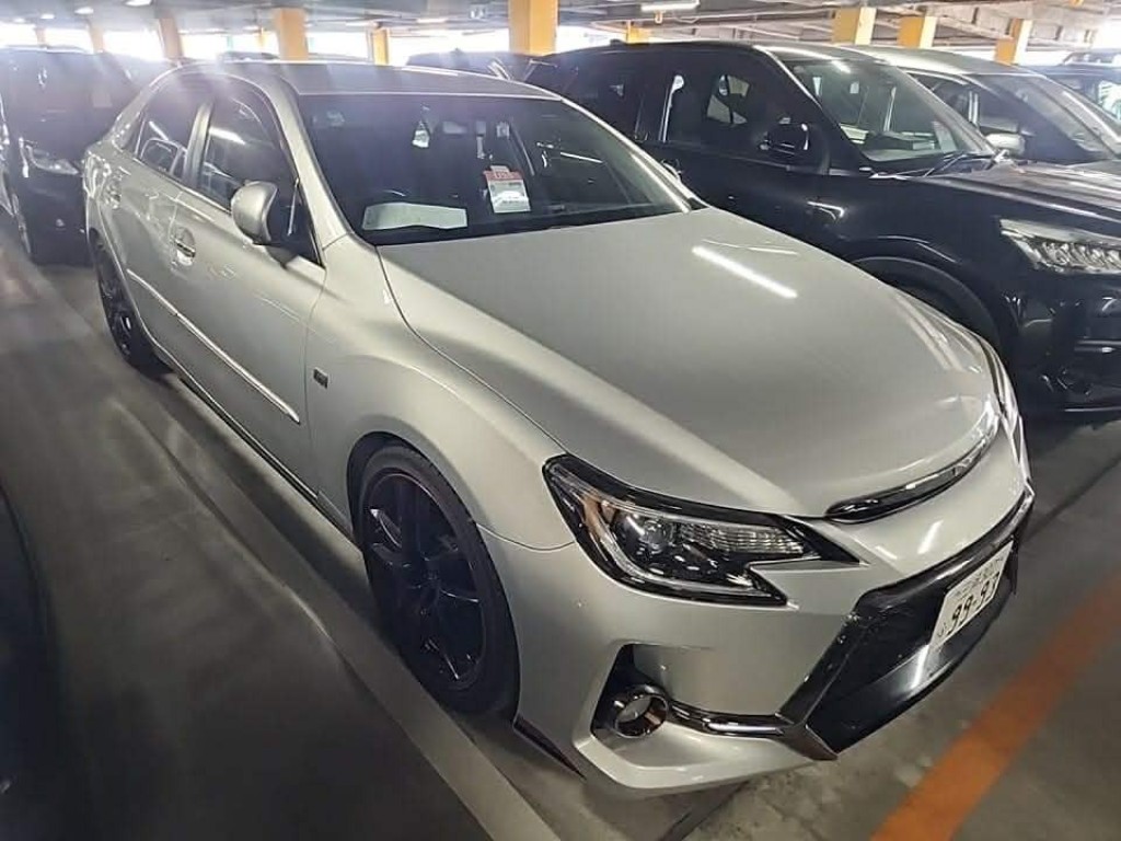 TOYOTA MARK X