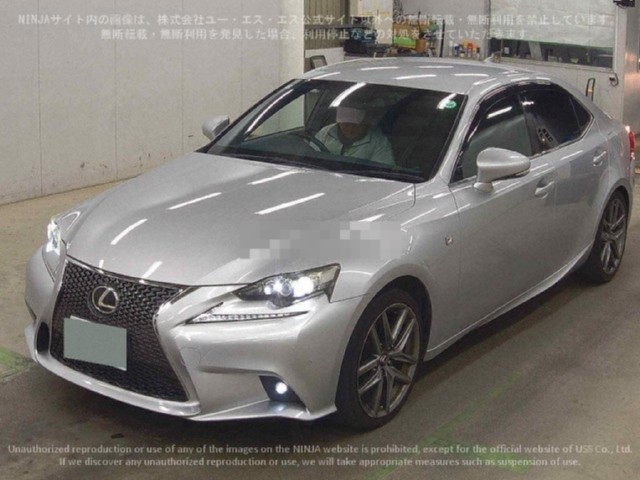 LEXUS IS