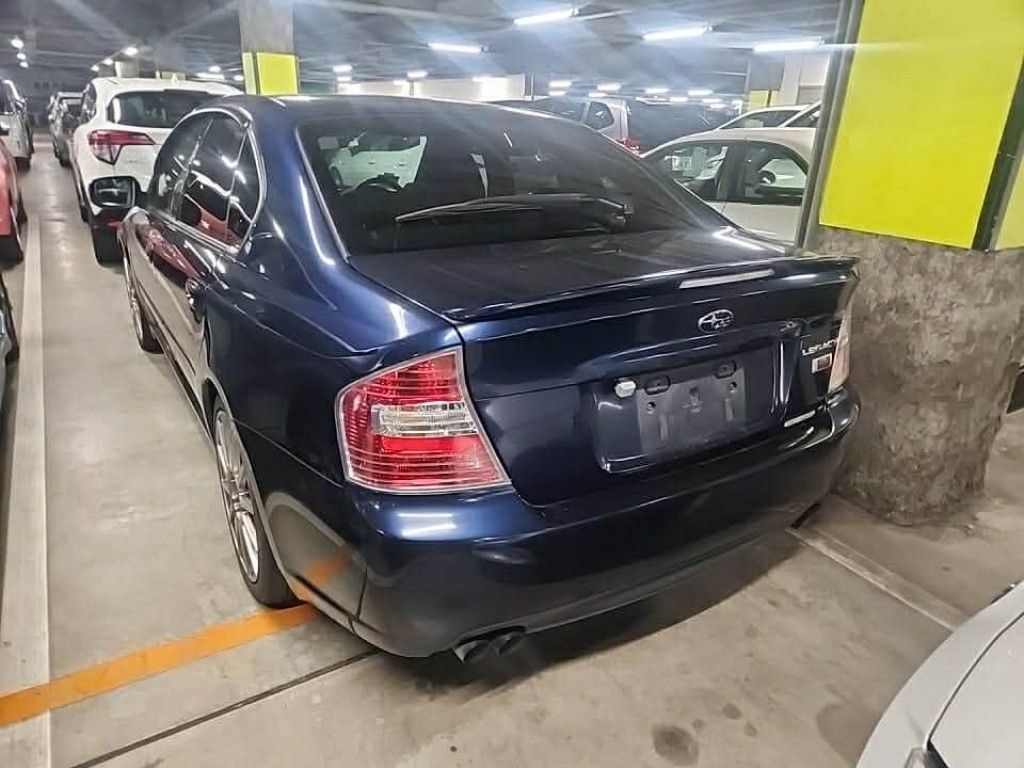 SUBARU LEGACY