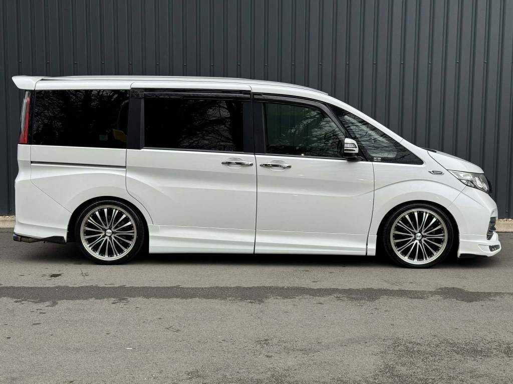 HONDA STEPWAGON