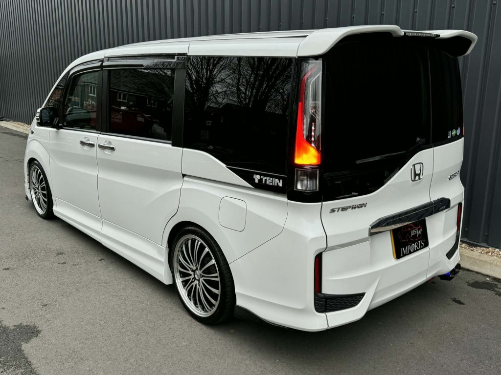 HONDA STEPWAGON