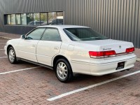 TOYOTA MARK II