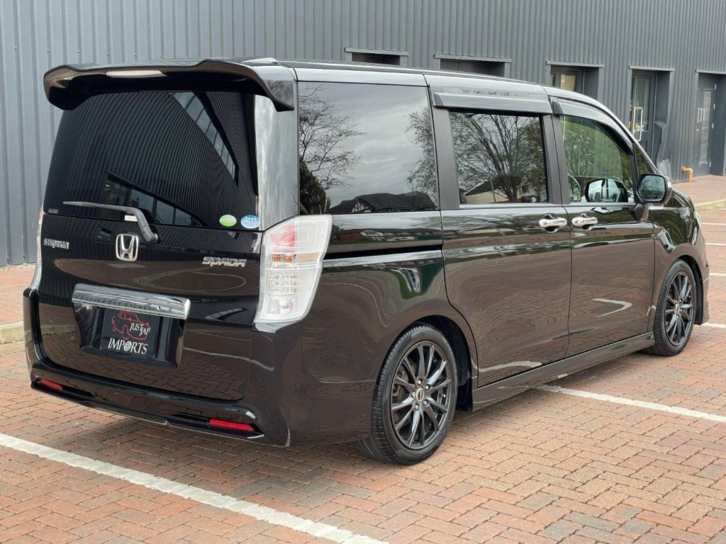 HONDA STEPWAGON