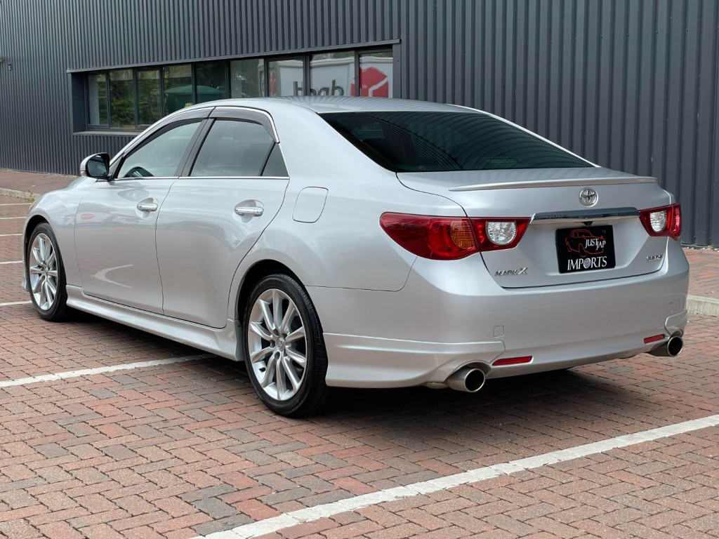 TOYOTA MARK X