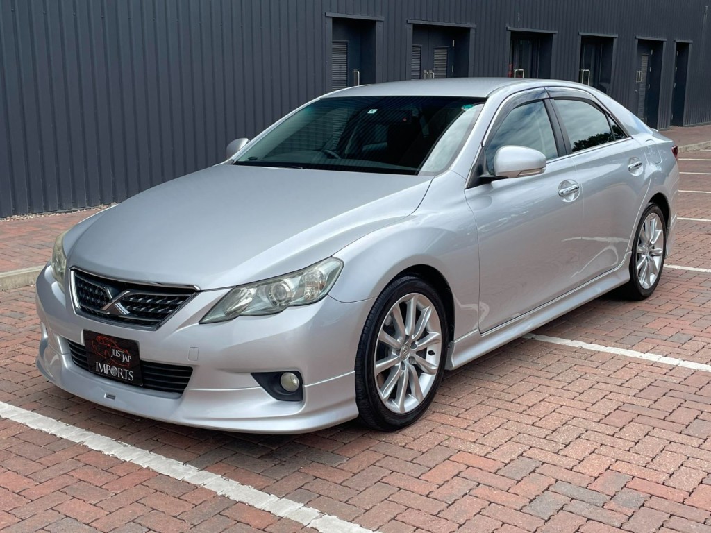 TOYOTA MARK X