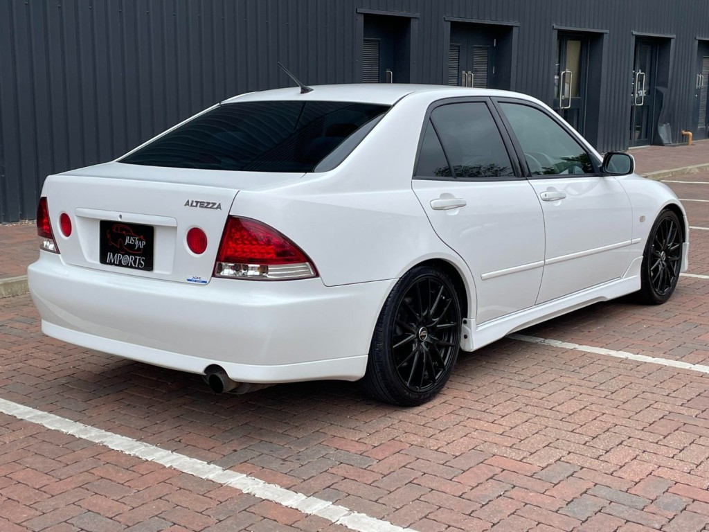 TOYOTA ALTEZZA