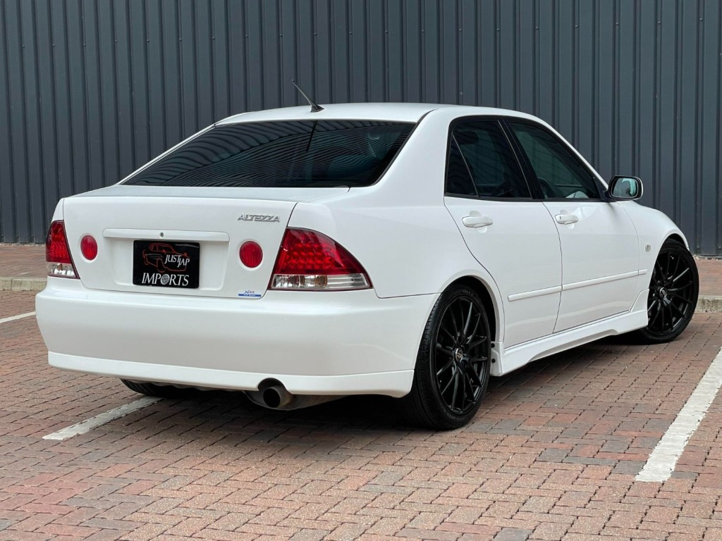 TOYOTA ALTEZZA