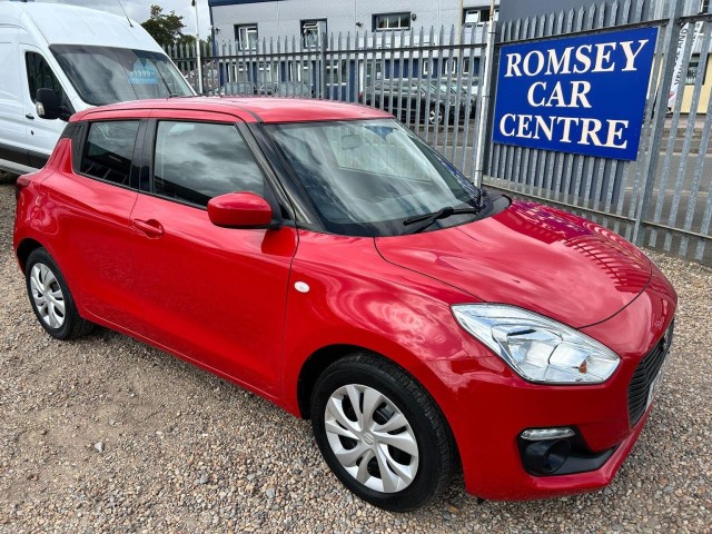 SUZUKI SWIFT
