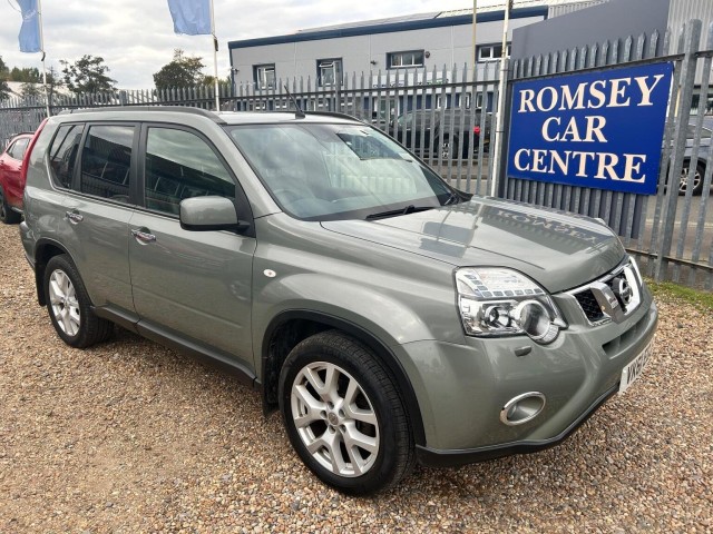NISSAN X-TRAIL