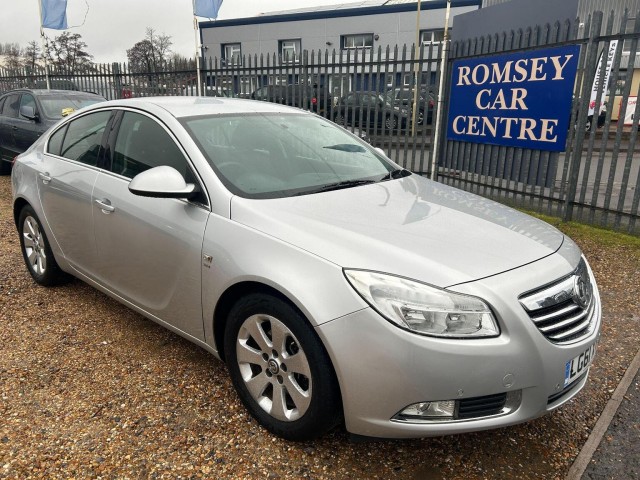 VAUXHALL INSIGNIA
