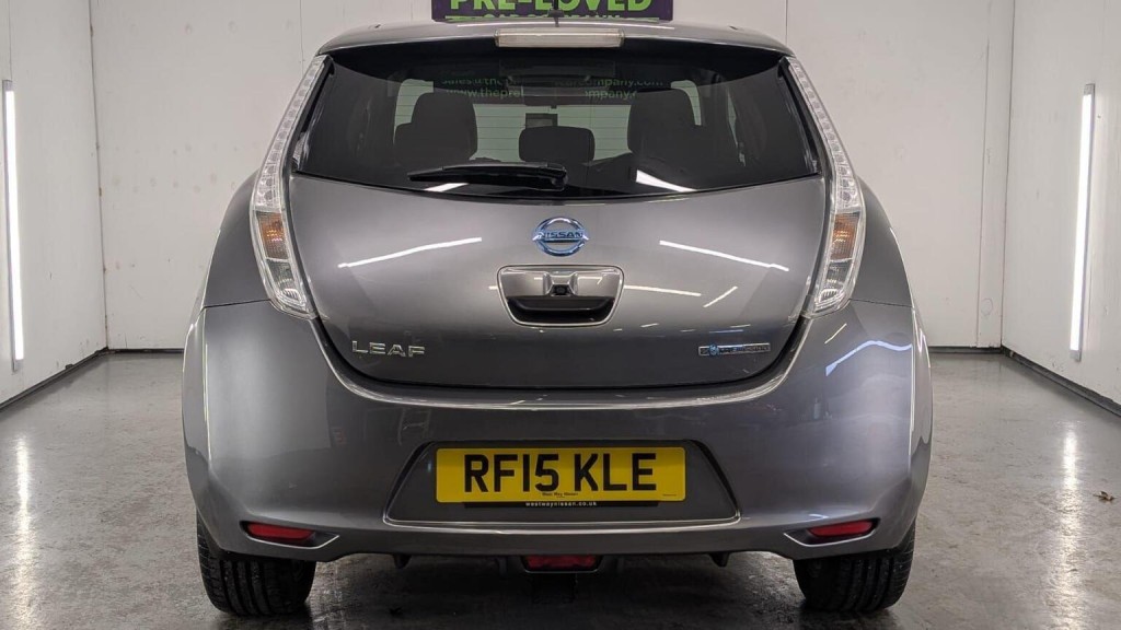 NISSAN LEAF