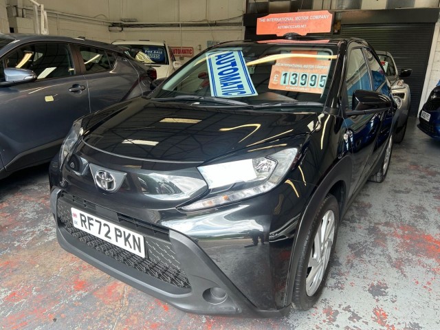 TOYOTA AYGO X