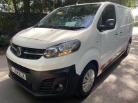 VAUXHALL VIVARO