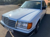 MERCEDES-BENZ 220
