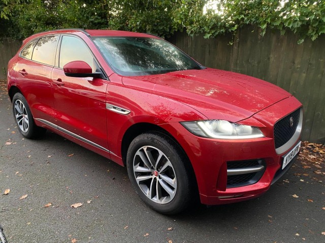 JAGUAR F-PACE