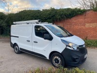 VAUXHALL VIVARO