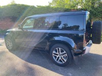 LAND ROVER DEFENDER 110