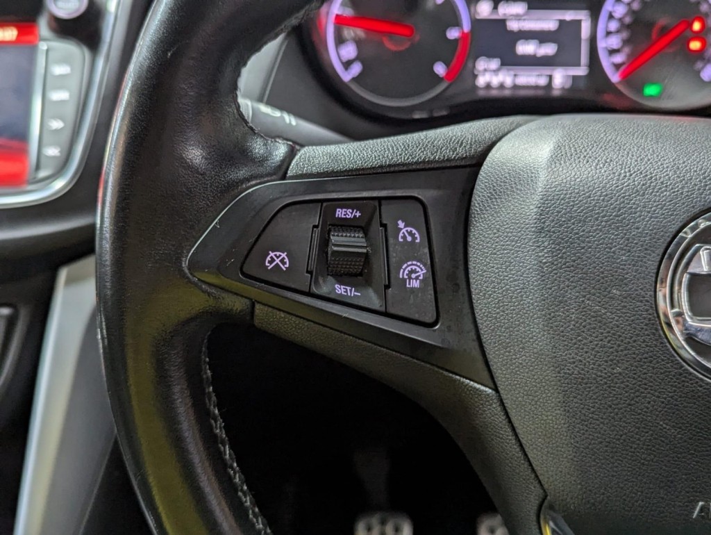 VAUXHALL ZAFIRA TOURER