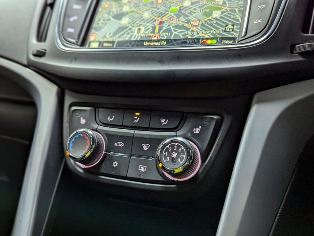 VAUXHALL ZAFIRA TOURER