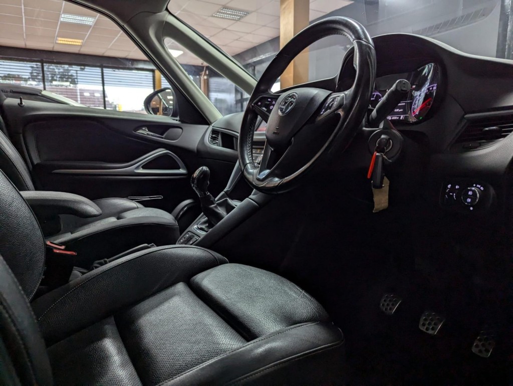 VAUXHALL ZAFIRA TOURER
