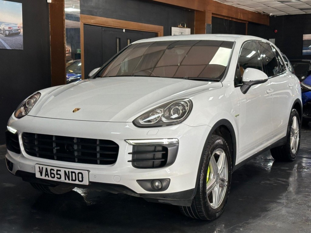 PORSCHE CAYENNE
