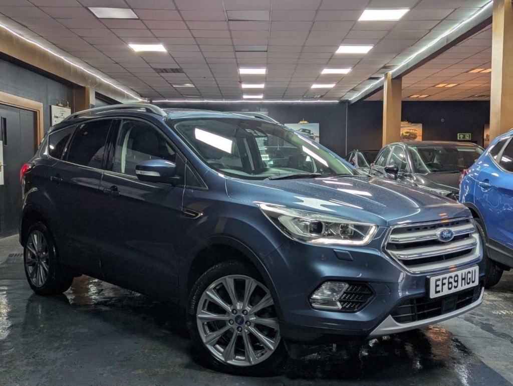 FORD KUGA