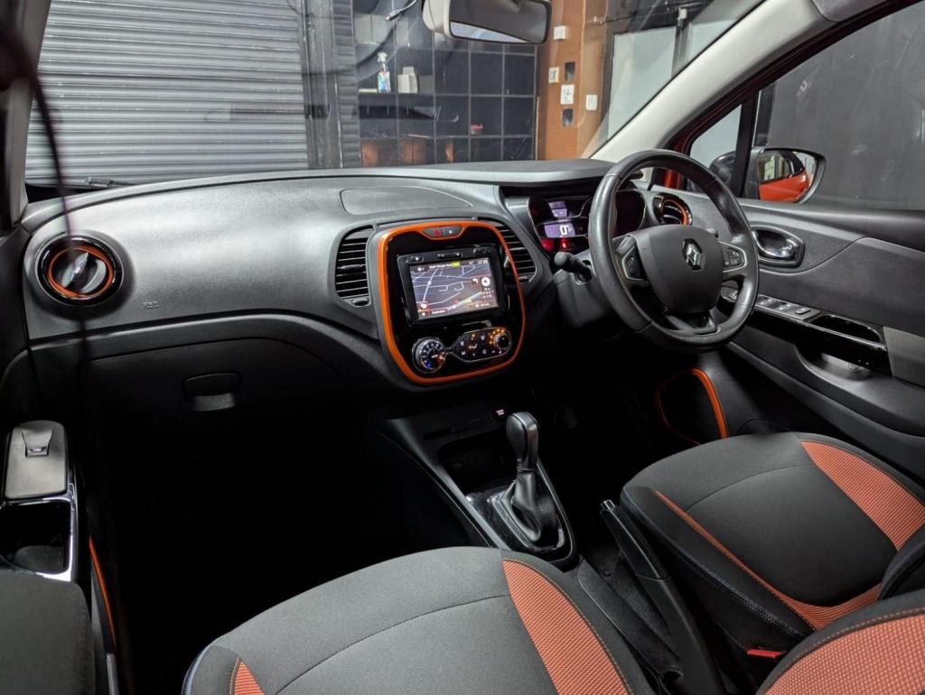 RENAULT CAPTUR