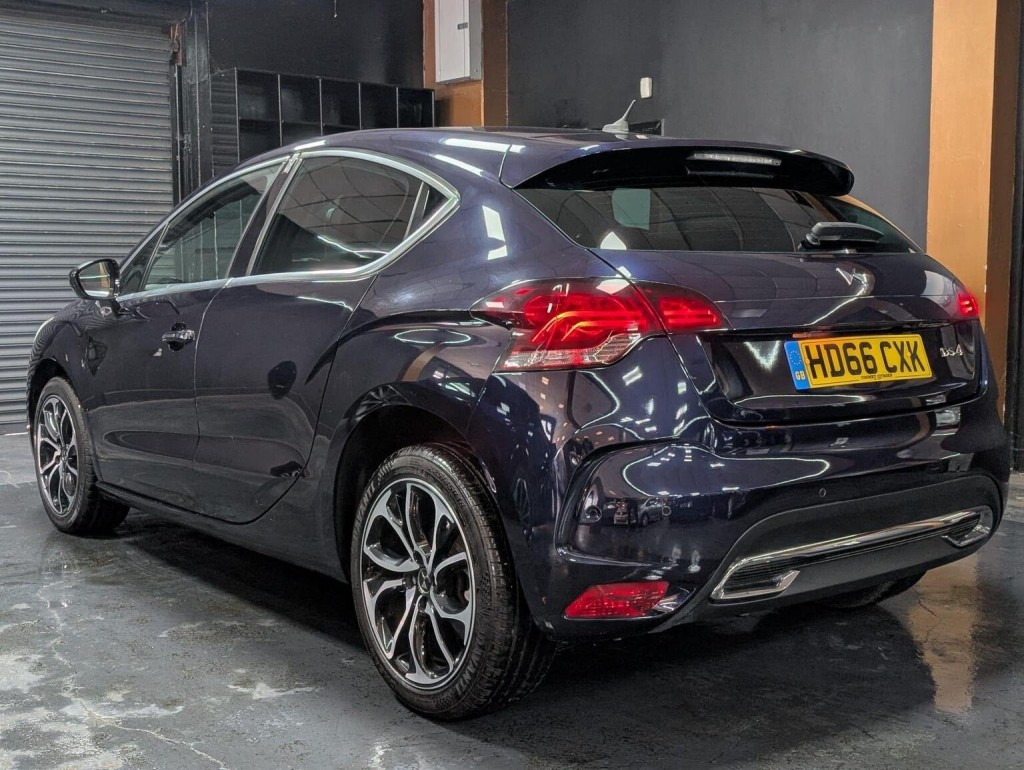 DS AUTOMOBILES DS 4